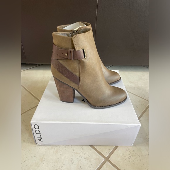 Women’s Aldo Touchet Boots - Picture 5 of 9